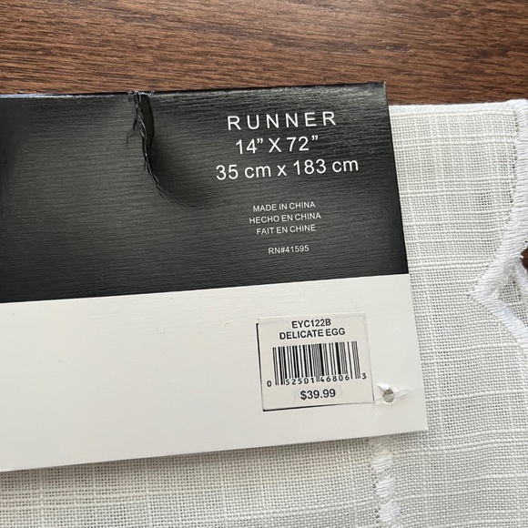 NWT Easter Table Runner - Picture 6 of 6